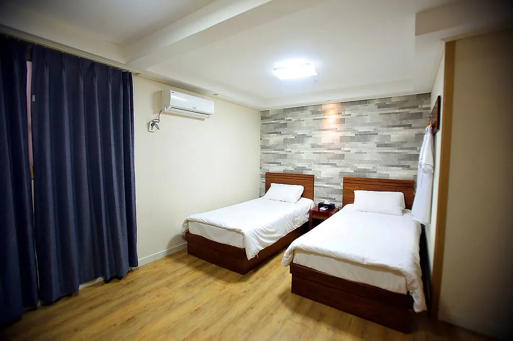 Jeju Jamjari Hotel